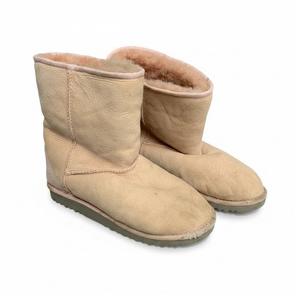 UGG‎ Boots Classic Short Women Size 5 Pink Suede Cozy Lining Slip-On Lined